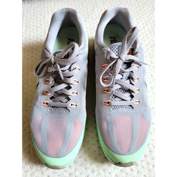 Nike Air MAX DYNASTY 2 Womens Running Sneakers Gray Mint Green 852445-005, 8 EUC - Picture 2 of 9